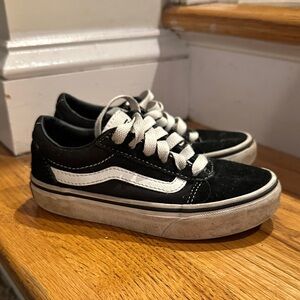 Kids Vans - Black and White Sneakers